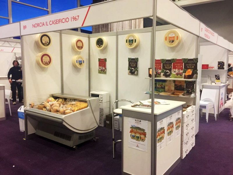 Il Gruppo Grifo presente alla fiera Horecava ad Amsterdam, all'interno del padiglione Bellavita Expo il meglio del Made in Italy. Fiera dedicata al mondo delle eccellenze alimentari per i professionisti della distribuzione alimentare nei Paesi Bassi.