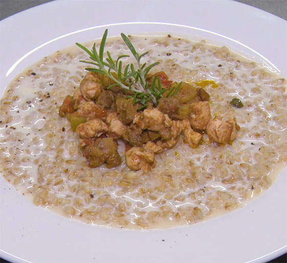 Orzo Mantecato al Brancaleone Norcia con Cacciatora di Pollo
