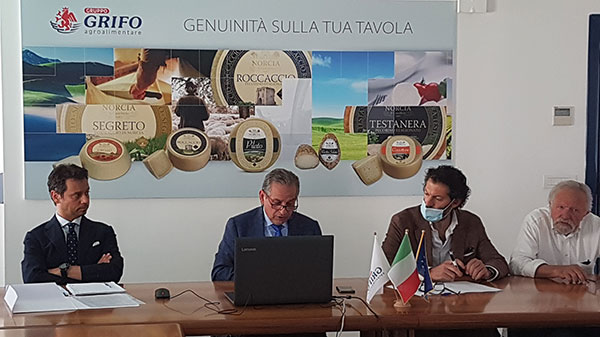 Perugia 25 giugno – Carlo Catanossi, nel corso del Consiglio di Amministrazione svoltosi in data odierna, è stato confermato all'unanimità presidente del Gruppo Grifo Agroalimentare.
